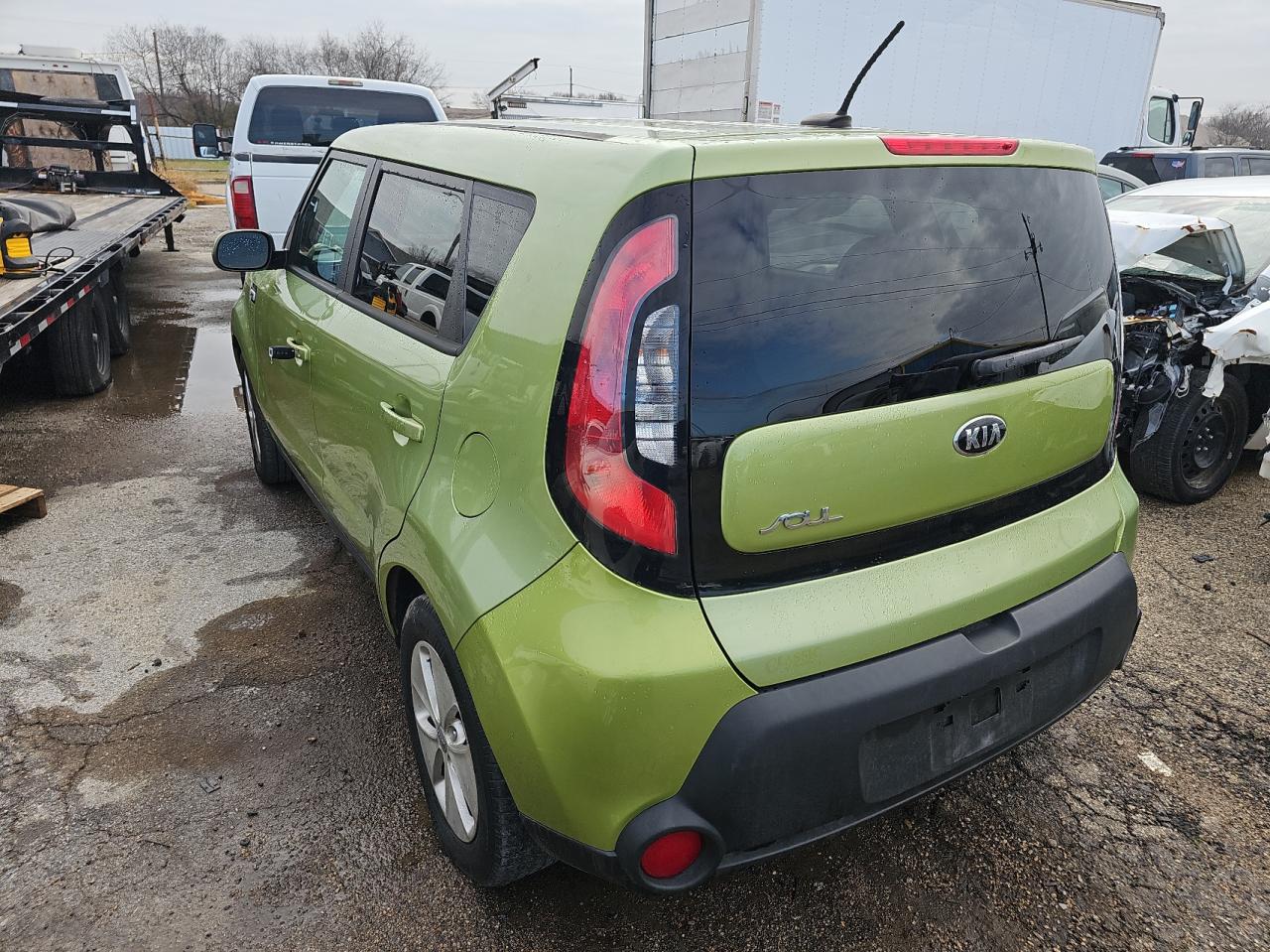 Obraz 3 z 2016 KIA SOUL  2016 z VIN KNDJN2A24G7834601