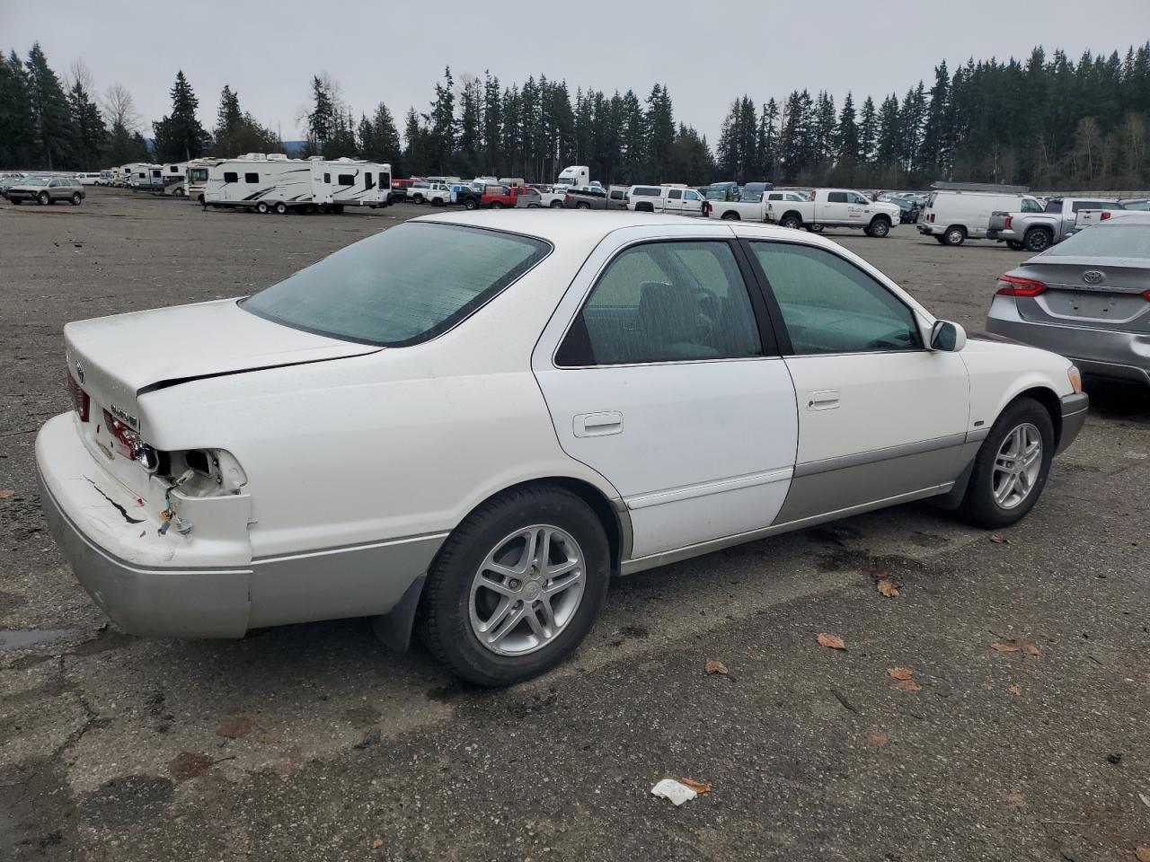 Изображение 3 2001 TOYOTA CAMRY CE 2001 с VIN JT2BG22KX10587929