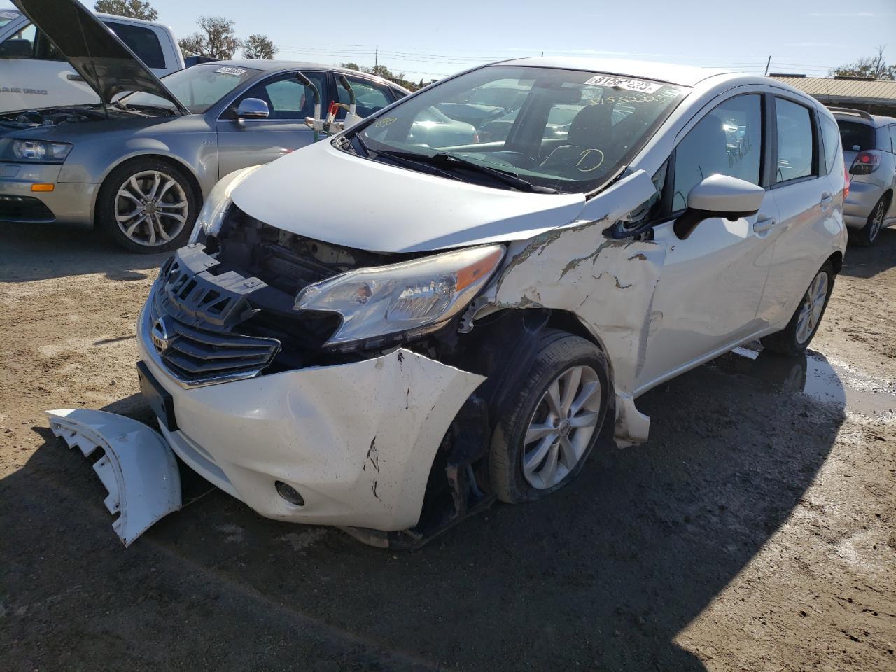 Obraz 1 z 2015 NISSAN VERSA NOTE S 2015 z VIN 3N1CE2CP2FL393016