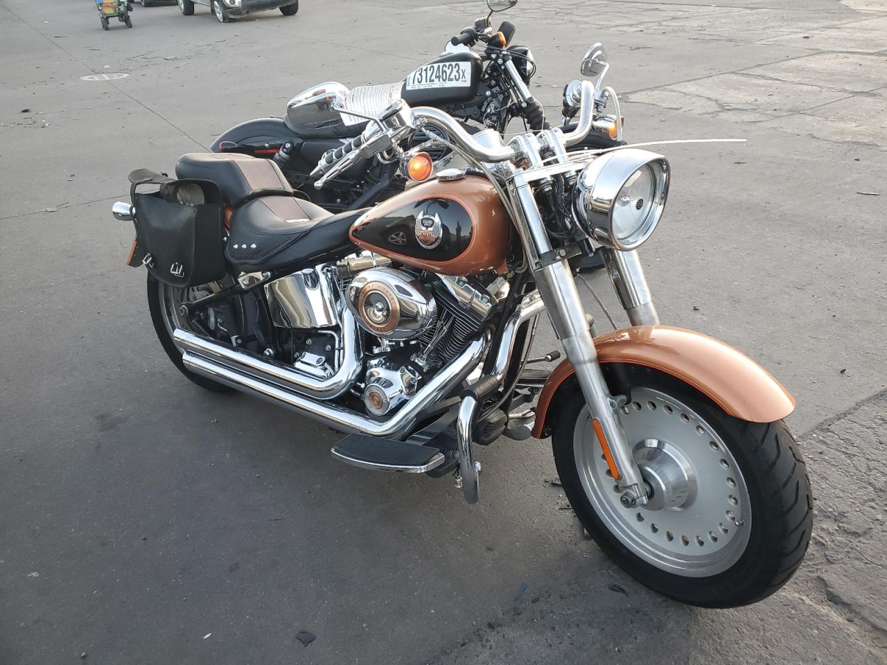 Obraz 1 z 2008 HARLEY-DAVIDSON FLSTF 105TH ANNIVERSARY EDITION 2008 z VIN 1HD1BX5428Y056049