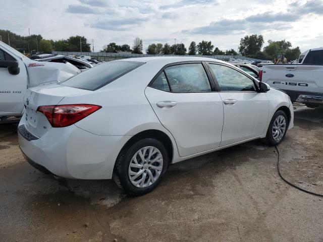 Obraz 3 z 2019 TOYOTA COROLLA L 2019 z VIN 5YFBURHE0KP916509