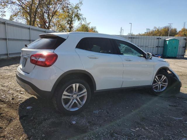 Image 3 of 2017 MERCEDES-BENZ GLA 250 4MATIC 2017 with VIN WDCTG4GB9HJ352095