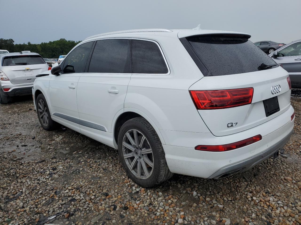 Image 2 of 2019 AUDI Q7 PREMIUM PLUS 2019 with VIN WA1LHAF78KD046214