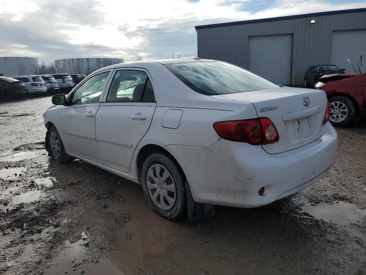 Image 2 of 2009 TOYOTA COROLLA BASE 2009 with VIN 2T1BU40E09C069774