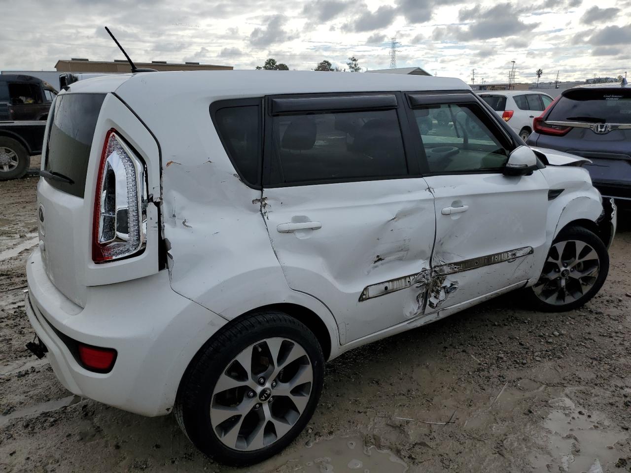 Obraz 3 z 2013 KIA SOUL + 2013 z VIN KNDJT2A66D7766029