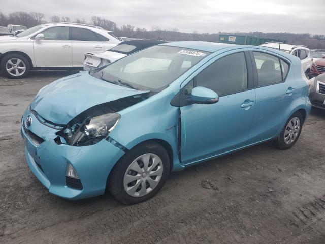 Image 1 of 2013 TOYOTA PRIUS C  2013 with VIN JTDKDTB34D1055380