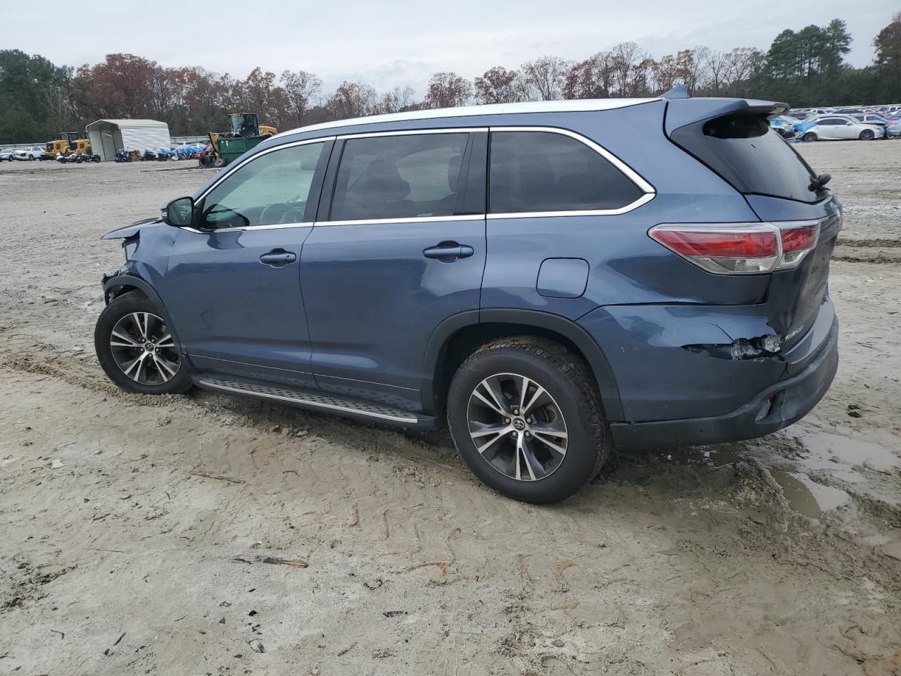 Изображение 2 2016 TOYOTA HIGHLANDER XLE 2016 с VIN 5TDKKRFH1GS502253