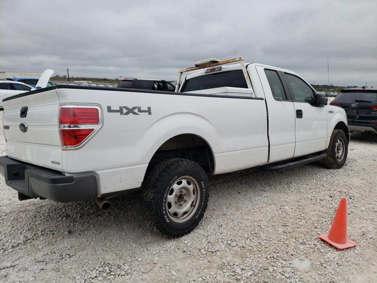 Obraz 3 z 2013 FORD F150 SUPER CAB 2013 z VIN 1FTFX1EF3DKD29309