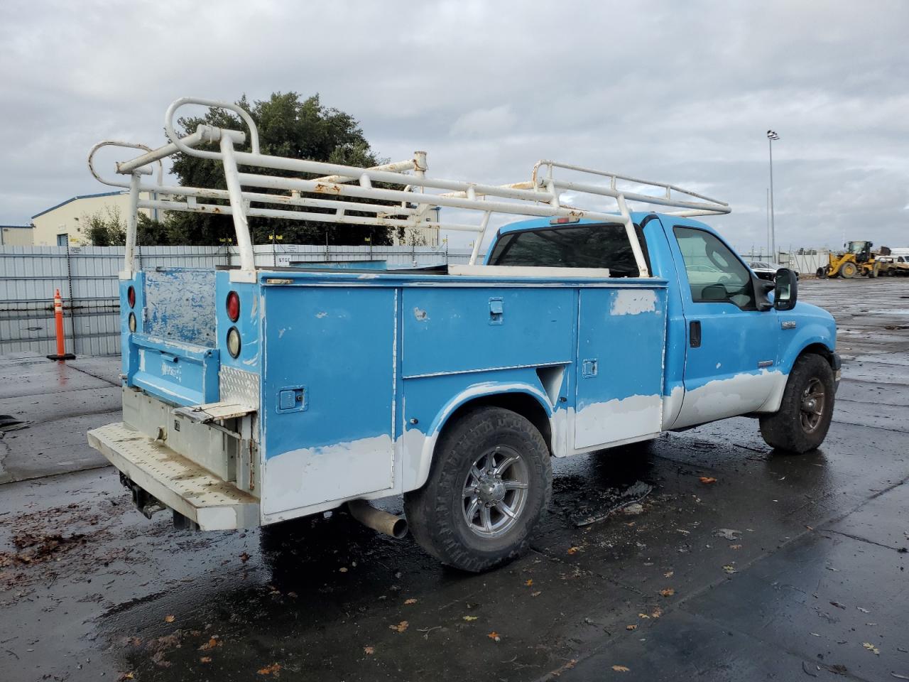 Image 3 of 2006 FORD F350 SRW SUPER DUTY 2006 with VIN 1FDSF34P86EC99017