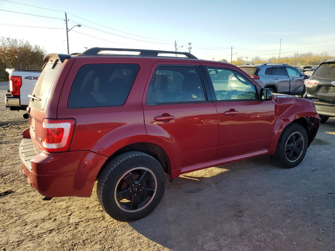 Изображение 3 2010 FORD ESCAPE XLT 2010 с VIN 1FMCU0DG5AKC50862