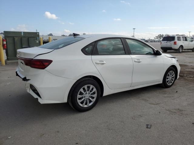 Изображение 3 2023 KIA FORTE LX 2023 с VIN 3KPF24AD3PE684427