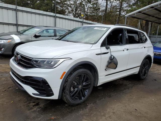 Изображение 1 2022 VOLKSWAGEN TIGUAN SE R-LINE BLACK 2022 с VIN 3VVCB7AX8NM044054