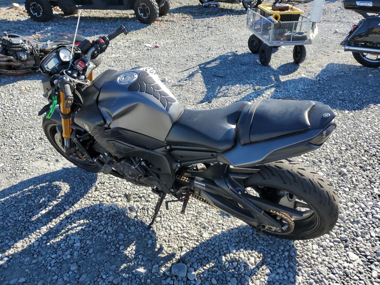 Obraz 3 z Yamaha Fz8 N 2012 z VIN JYARN27E2CA002817