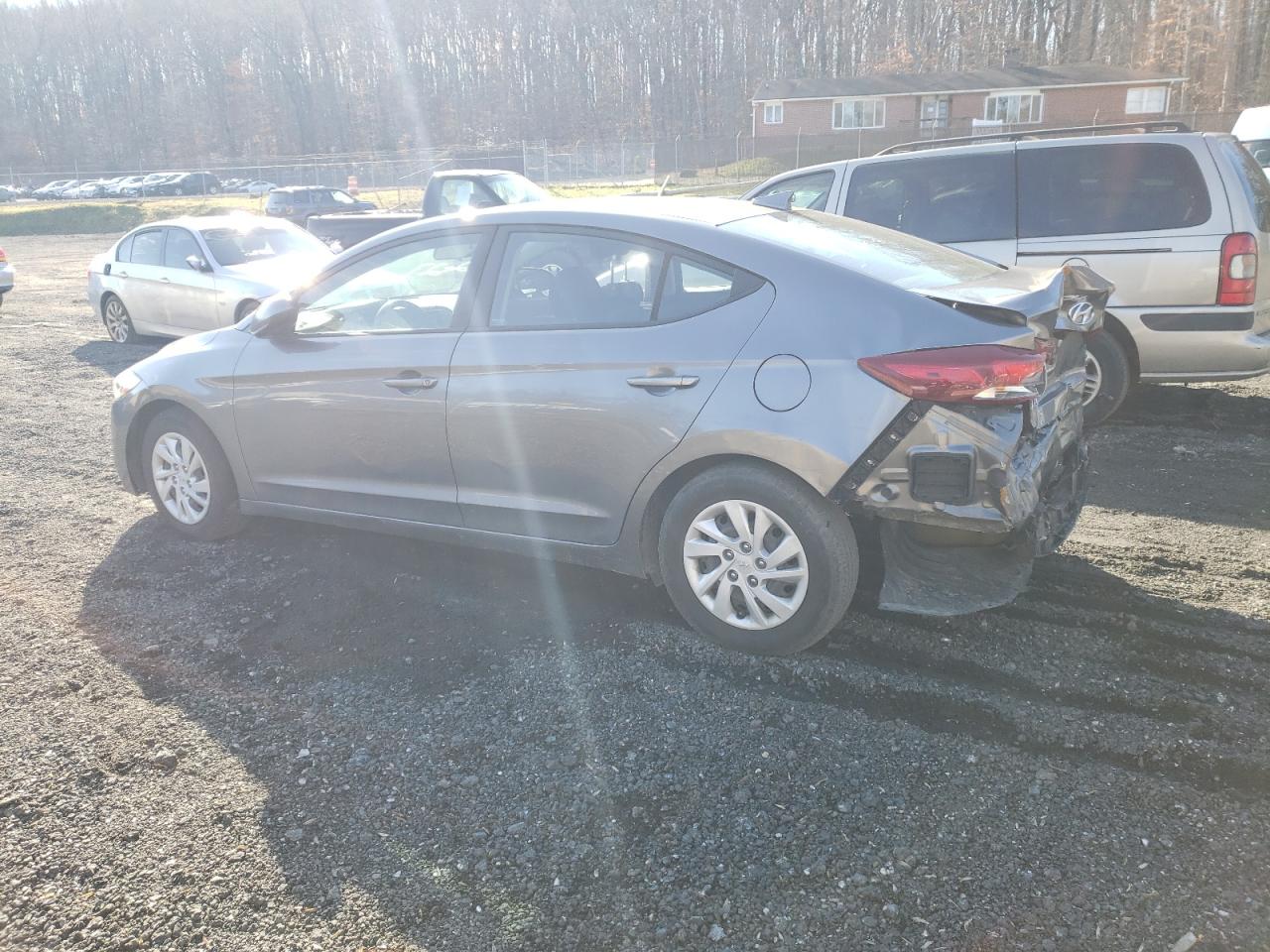 Obraz 2 z 2018 HYUNDAI ELANTRA SE 2018 z VIN 5NPD74LF0JH375119