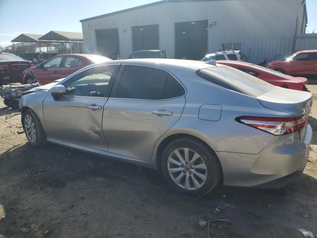 Obraz 2 z 2019 TOYOTA CAMRY L 2019 z VIN 4T1B11HK2KU266662