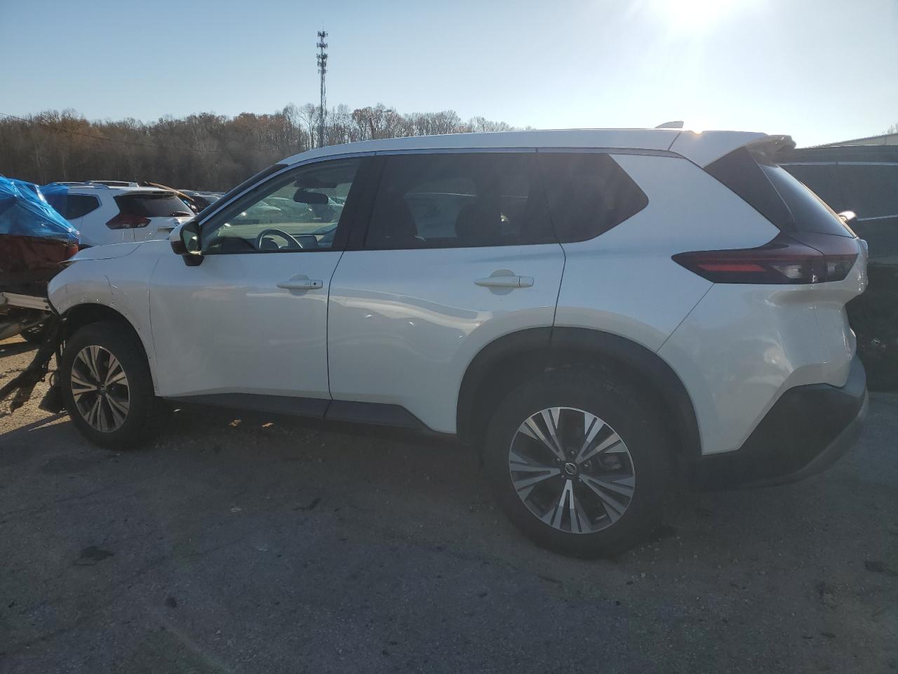 Изображение 2 2021 NISSAN ROGUE SV 2021 с VIN 5N1AT3BBXMC775563