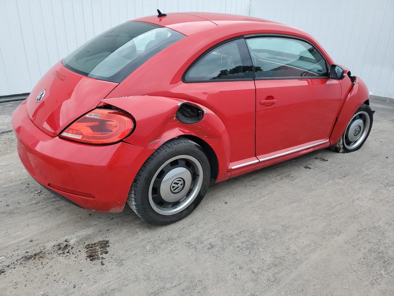 Obraz 3 z 2013 VOLKSWAGEN BEETLE  2013 z VIN 3VWJX7AT5DM602295