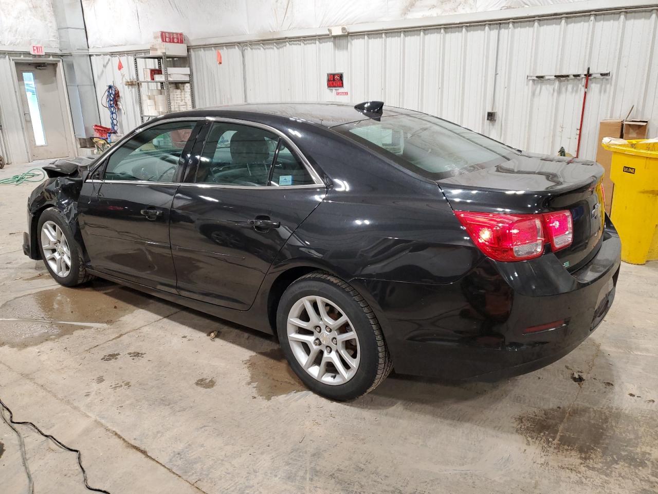 Изображение 2 2015 CHEVROLET MALIBU 1LT 2015 с VIN 1G11C5SL0FF245685