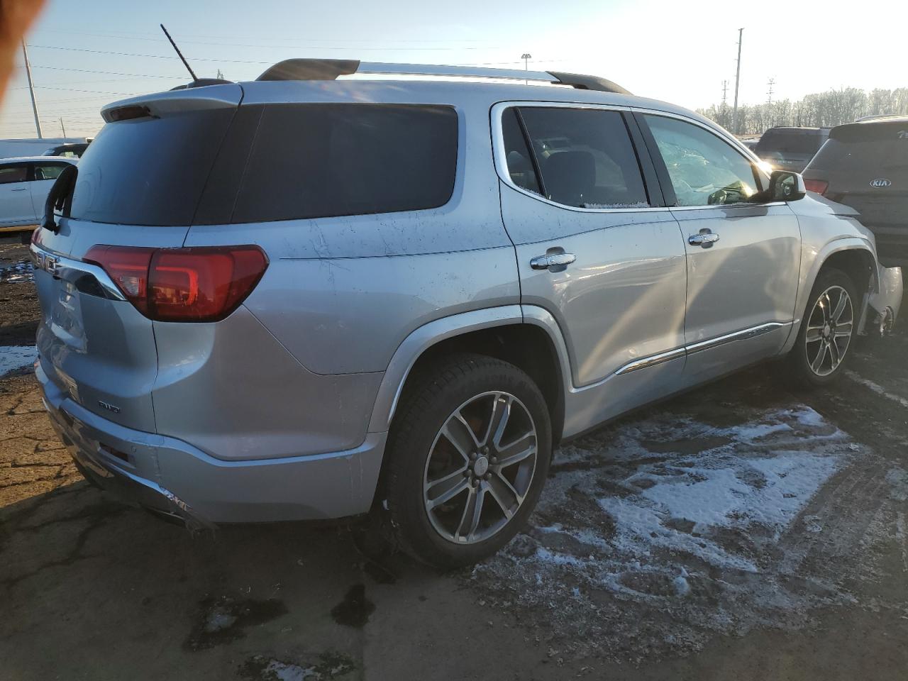 Obraz 3 z 2019 GMC ACADIA DENALI 2019 z VIN 1GKKNXLS9KZ119278