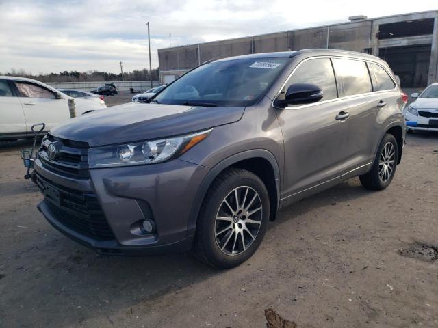 Image 1 of 2018 TOYOTA HIGHLANDER SE 2018 with VIN 5TDJZRFH0JS819391