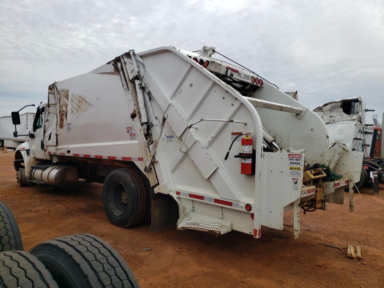 Obraz 3 z 2023 INTERNATIONAL MV607  2023 z VIN 3HAEUTAN6PL592597