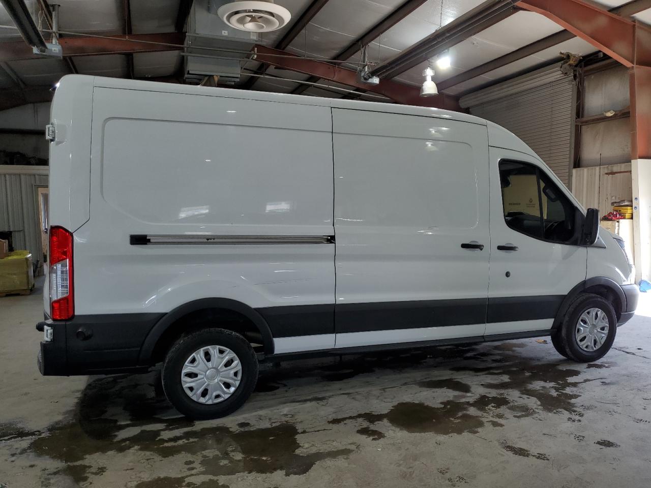 Image 3 of 2019 FORD TRANSIT T-250 2019 with VIN 1FTYR2CM1KKA87580