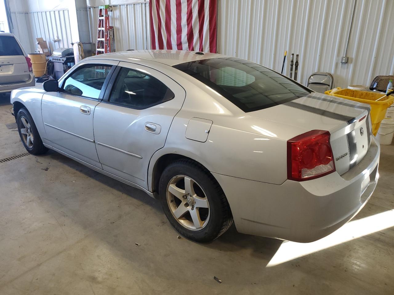 Obraz 2 z 2010 DODGE CHARGER SXT 2010 z VIN 2B3CA3CV3AH298626