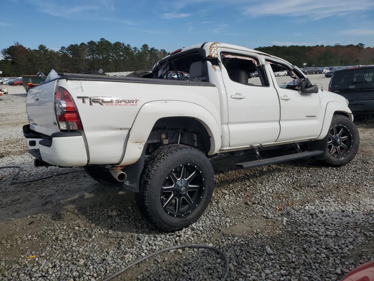 Изображение 3 2014 TOYOTA TACOMA DOUBLE CAB 2014 с VIN 5TFLU4EN1EX102032