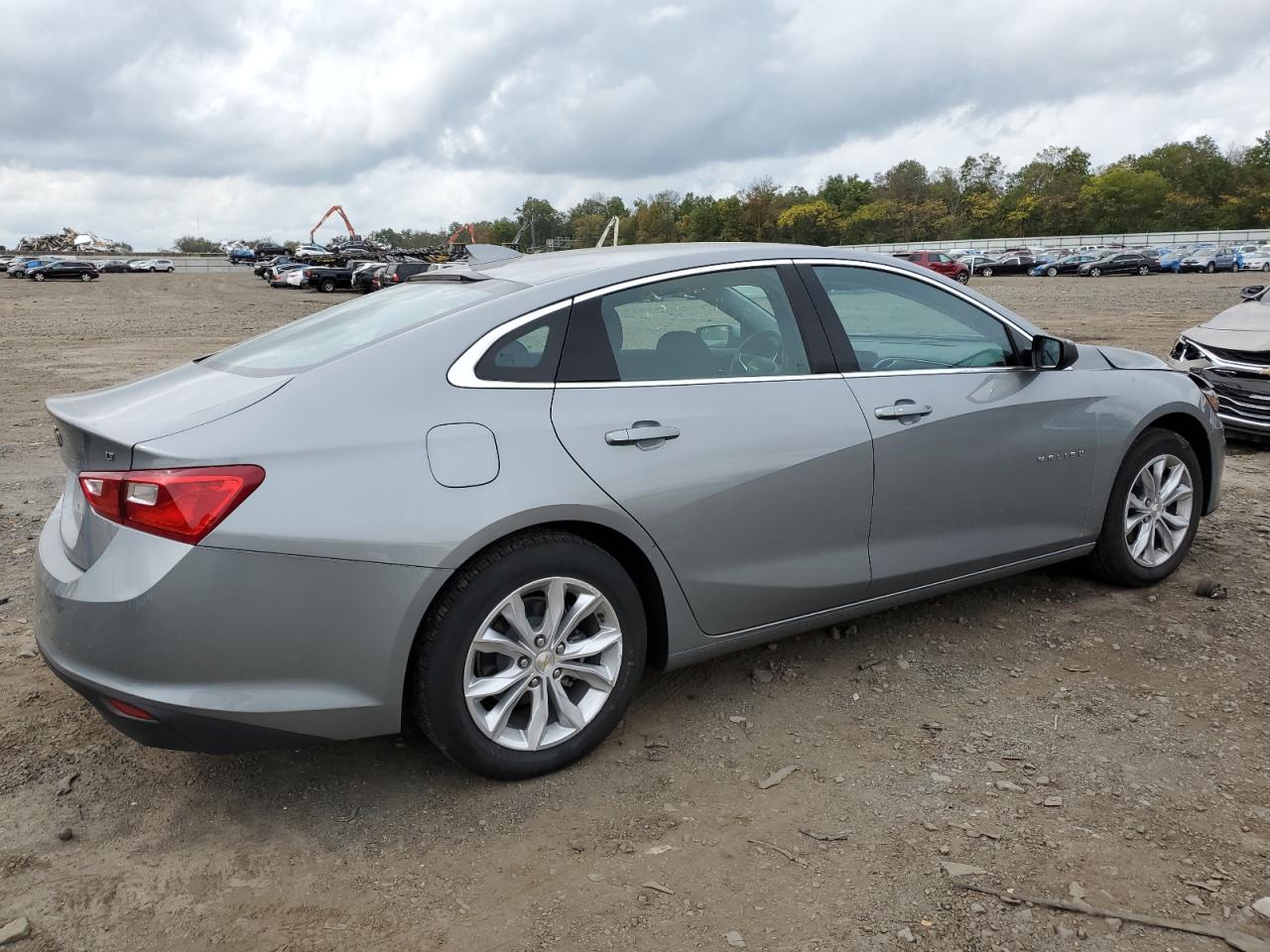 Image 3 of 2023 CHEVROLET MALIBU LT 2023 with VIN 1G1ZD5ST9PF230488