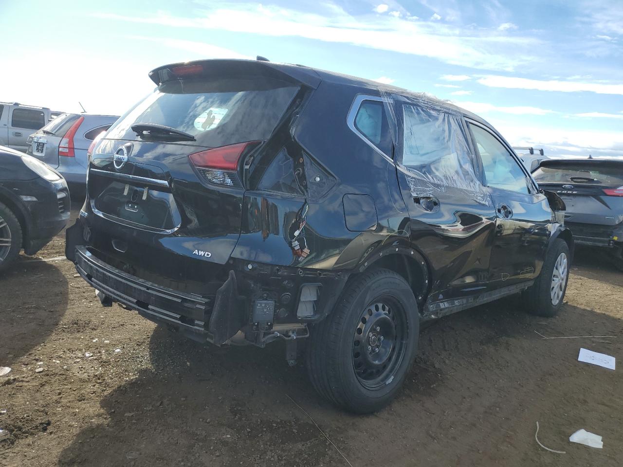 Image 3 of 2019 NISSAN ROGUE S 2019 with VIN 5N1AT2MV4KC746297