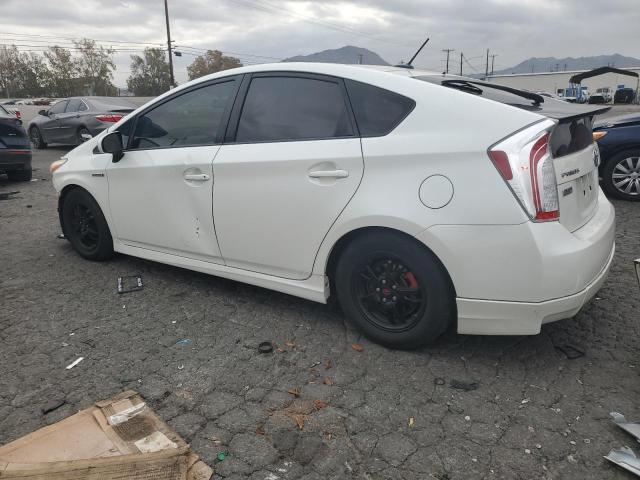 Изображение 2 2015 TOYOTA PRIUS  2015 с VIN JTDKN3DU9F0445550