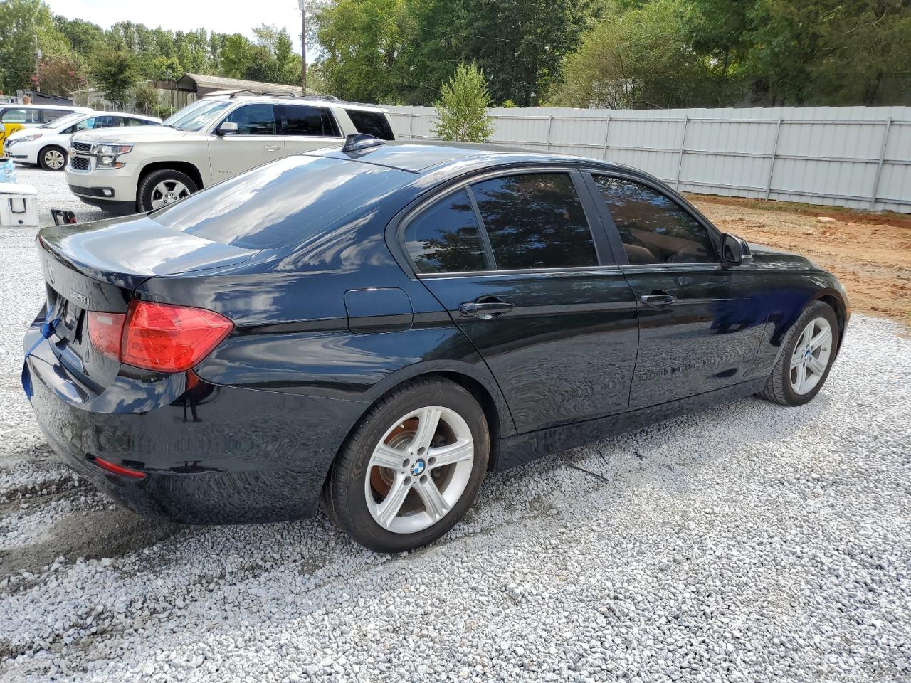 Image 3 of Bmw 328 I 2012 with VIN WBA3A5G59CNP17235