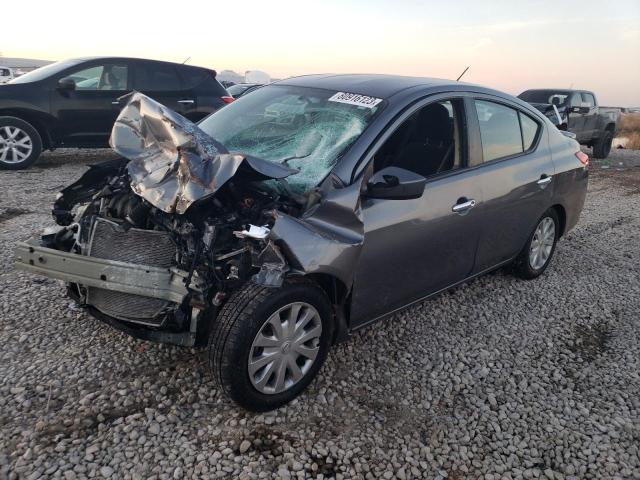 Obraz 1 z 2019 NISSAN VERSA S 2019 z VIN 3N1CN7AP1KL866379
