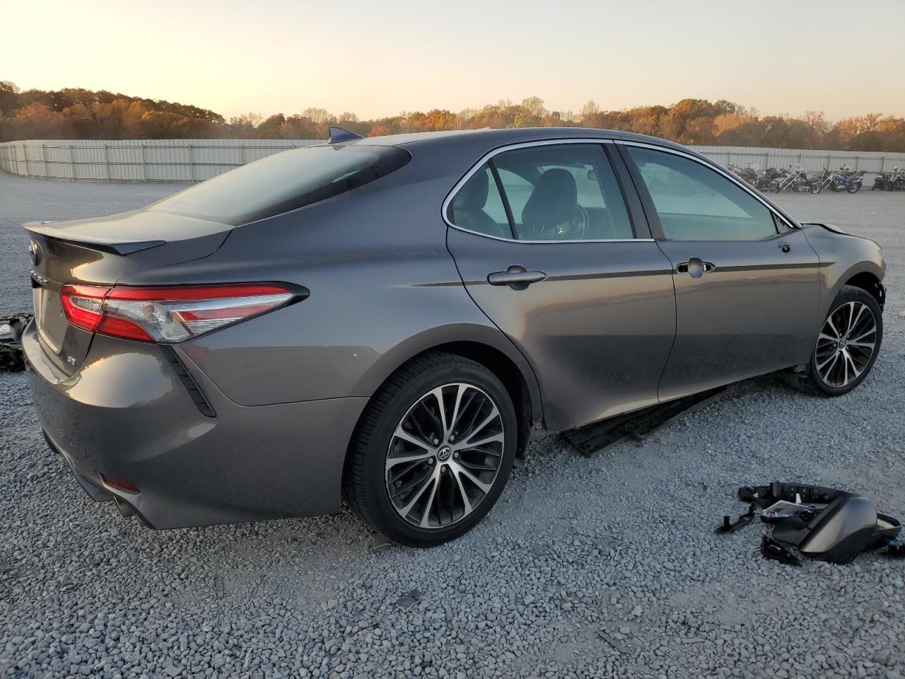Изображение 3 2019 TOYOTA CAMRY L 2019 с VIN 4T1B11HK1KU255961