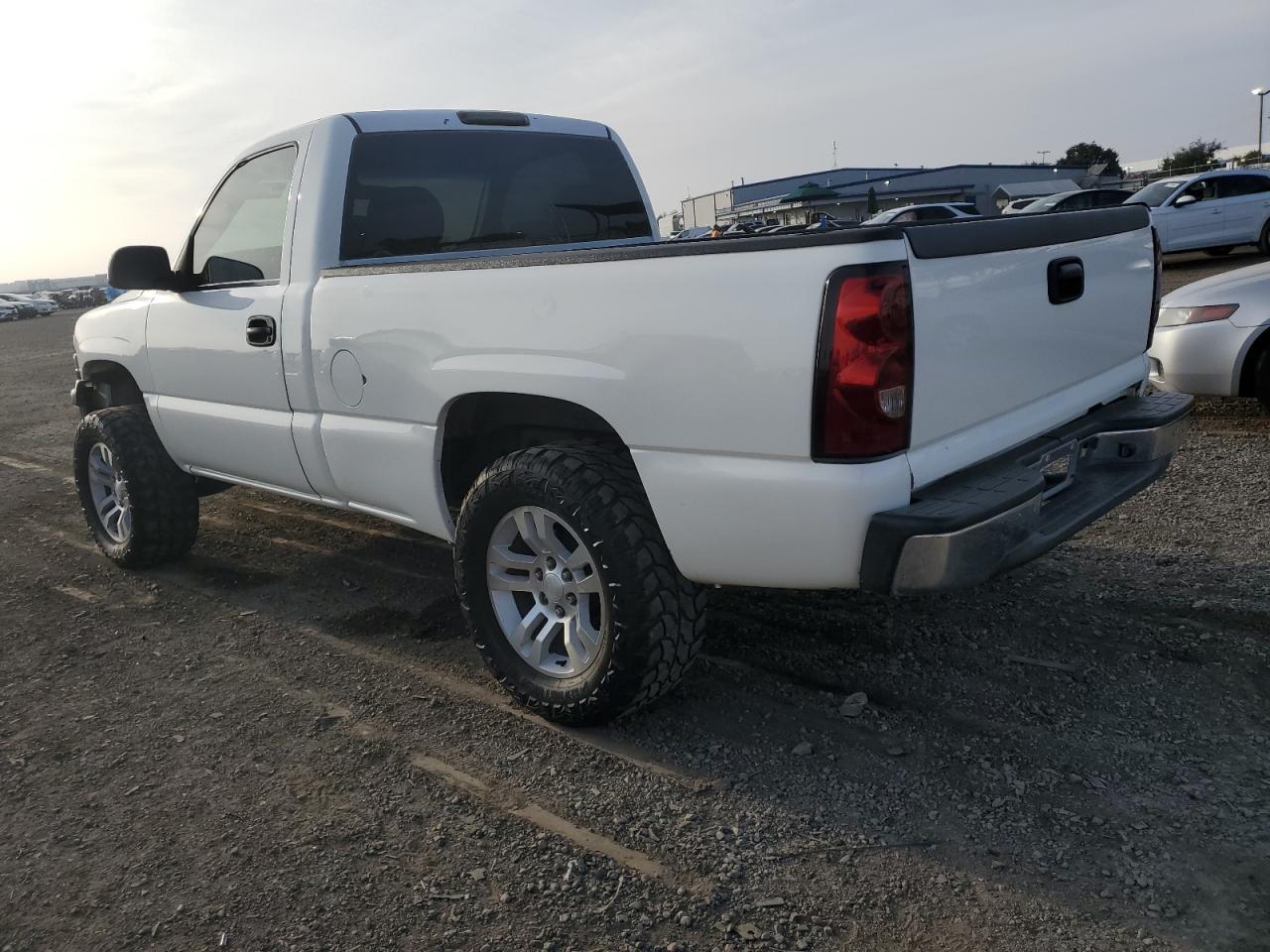 Изображение 2 1999 GMC NEW SIERRA C1500 1999 с VIN 1GTEC14V1XE851455