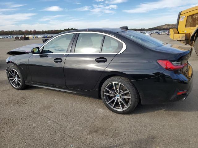 Obraz 2 z 2021 BMW 330XE  2021 z VIN 3MW5P9J01M8B84927