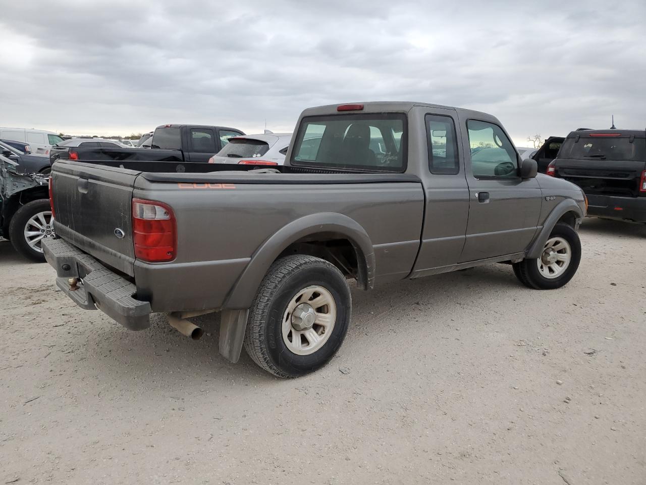 Image 3 of 2004 FORD RANGER SUPER CAB 2004 with VIN 1FTYR14U14PB40339