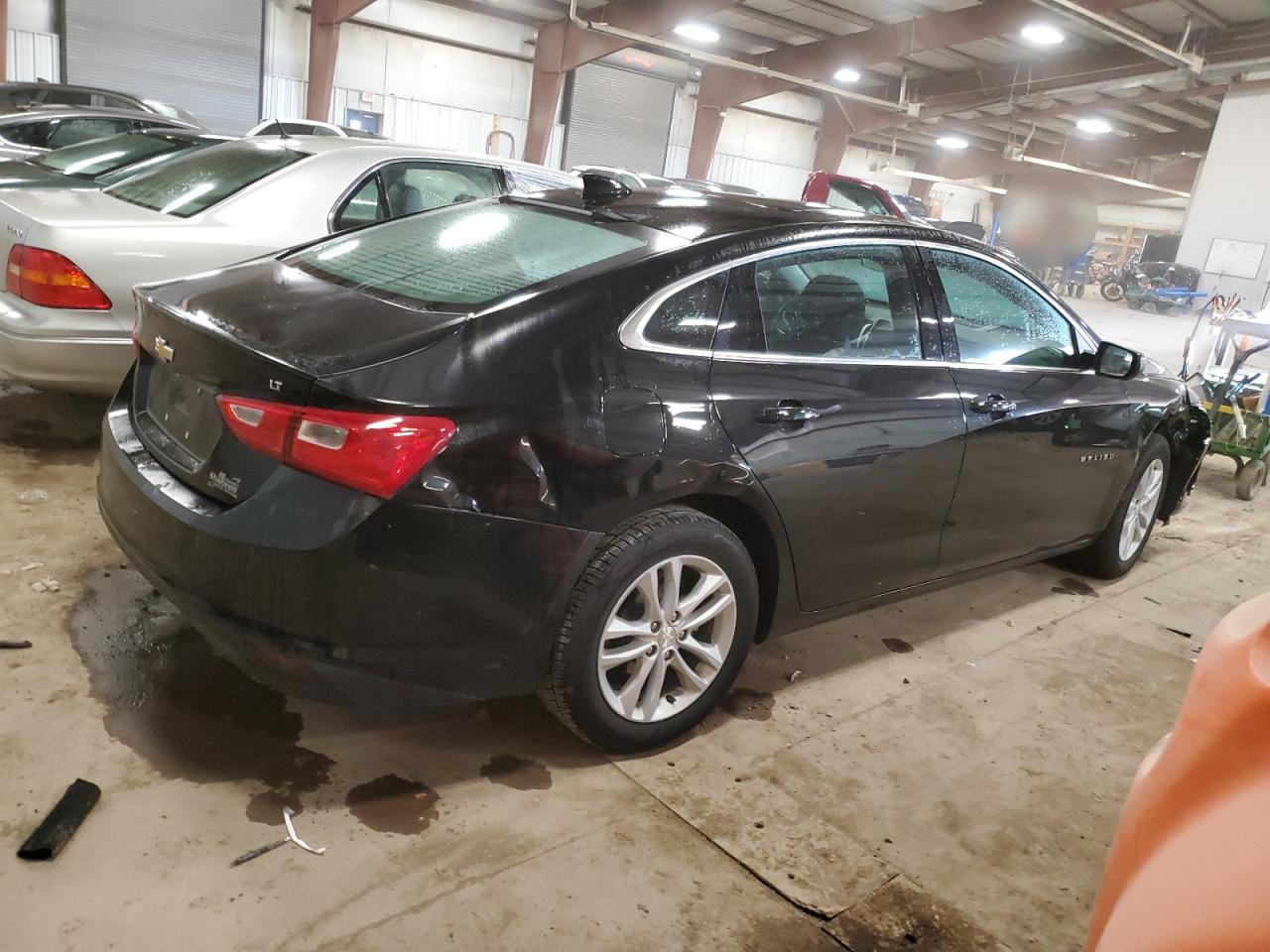 Image 3 of 2018 CHEVROLET MALIBU LT 2018 with VIN 1G1ZD5ST6JF193519