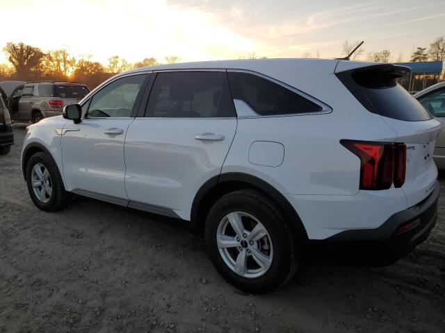 Image 2 of 2022 KIA SORENTO LX 2022 with VIN 5XYRG4LC4NG099276