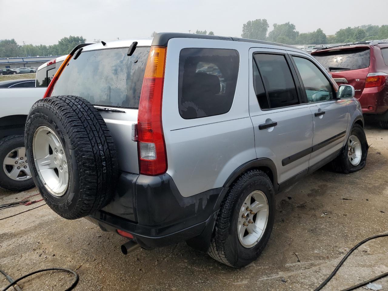 Image 3 of 2004 HONDA CR-V EX 2004 with VIN SHSRD78834U209621