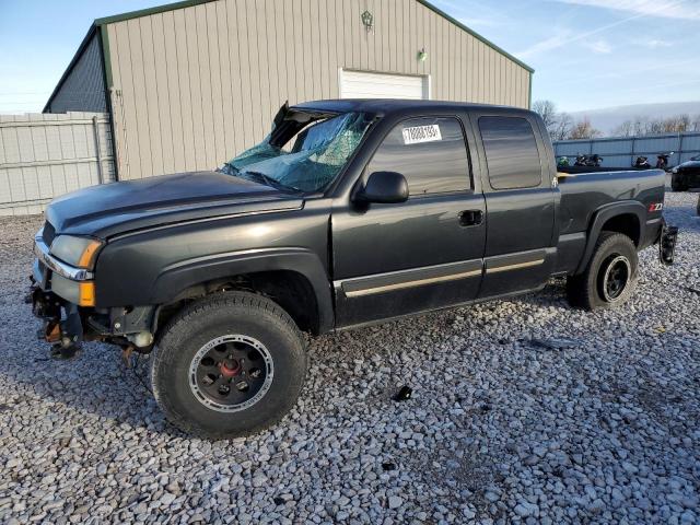 Image 1 of 2004 CHEVROLET SILVERADO K1500 2004 with VIN 1GCEK19T14E155572