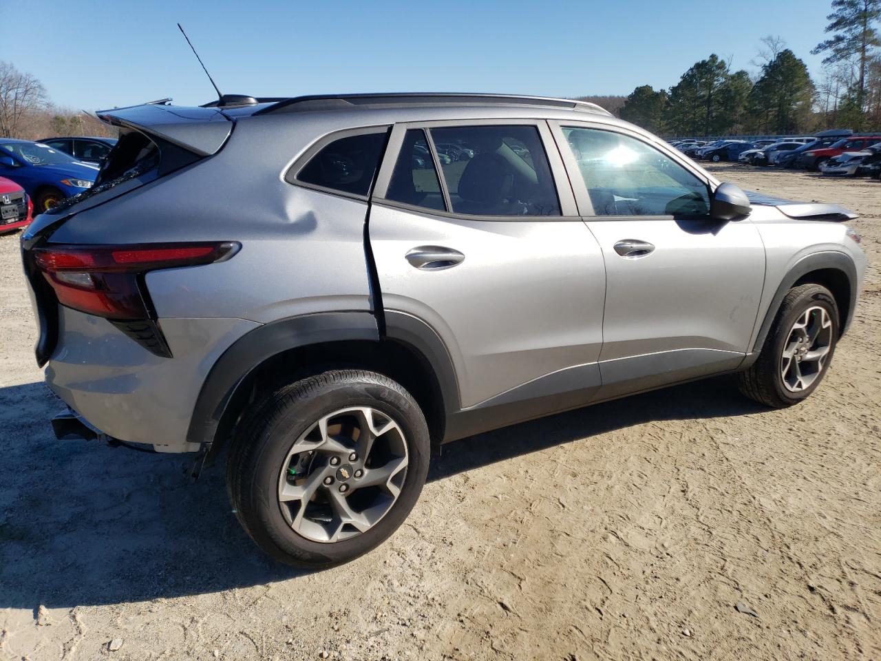 Изображение 3 2024 CHEVROLET TRAX 1LT 2024 с VIN KL77LHE22RC090470