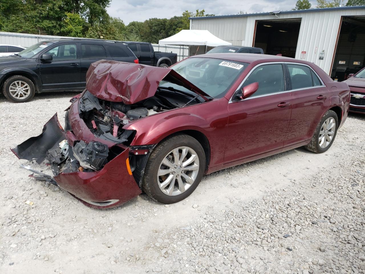 Obraz 1 z 2019 CHRYSLER 300 TOURING 2019 z VIN 2C3CCARG8KH508360