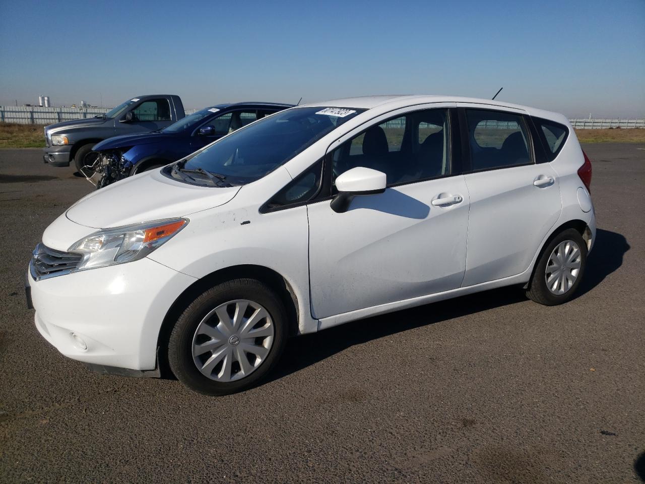 Image 1 of 2016 NISSAN VERSA NOTE S 2016 with VIN 3N1CE2CP0GL407304