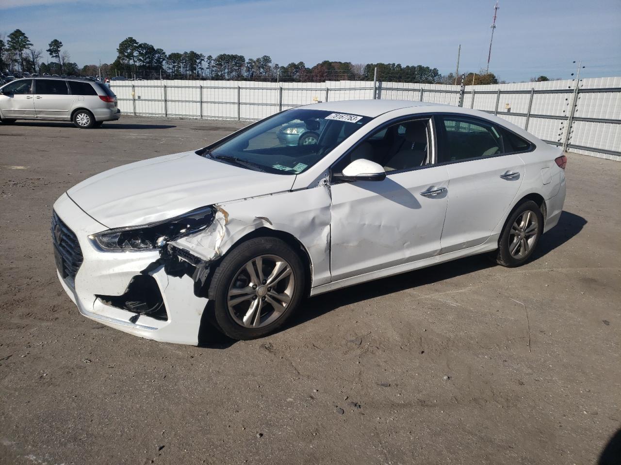 Изображение 1 2018 HYUNDAI SONATA SPORT 2018 с VIN 5NPE34AF3JH687888