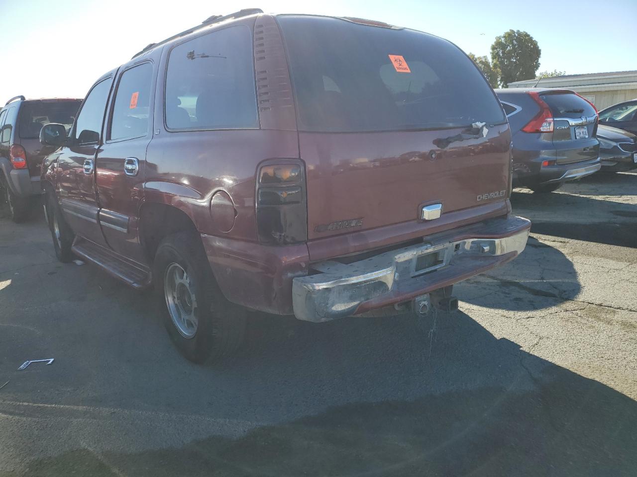 Image 2 of 2001 CHEVROLET TAHOE C1500 2001 with VIN 1GNEC13T81R172550