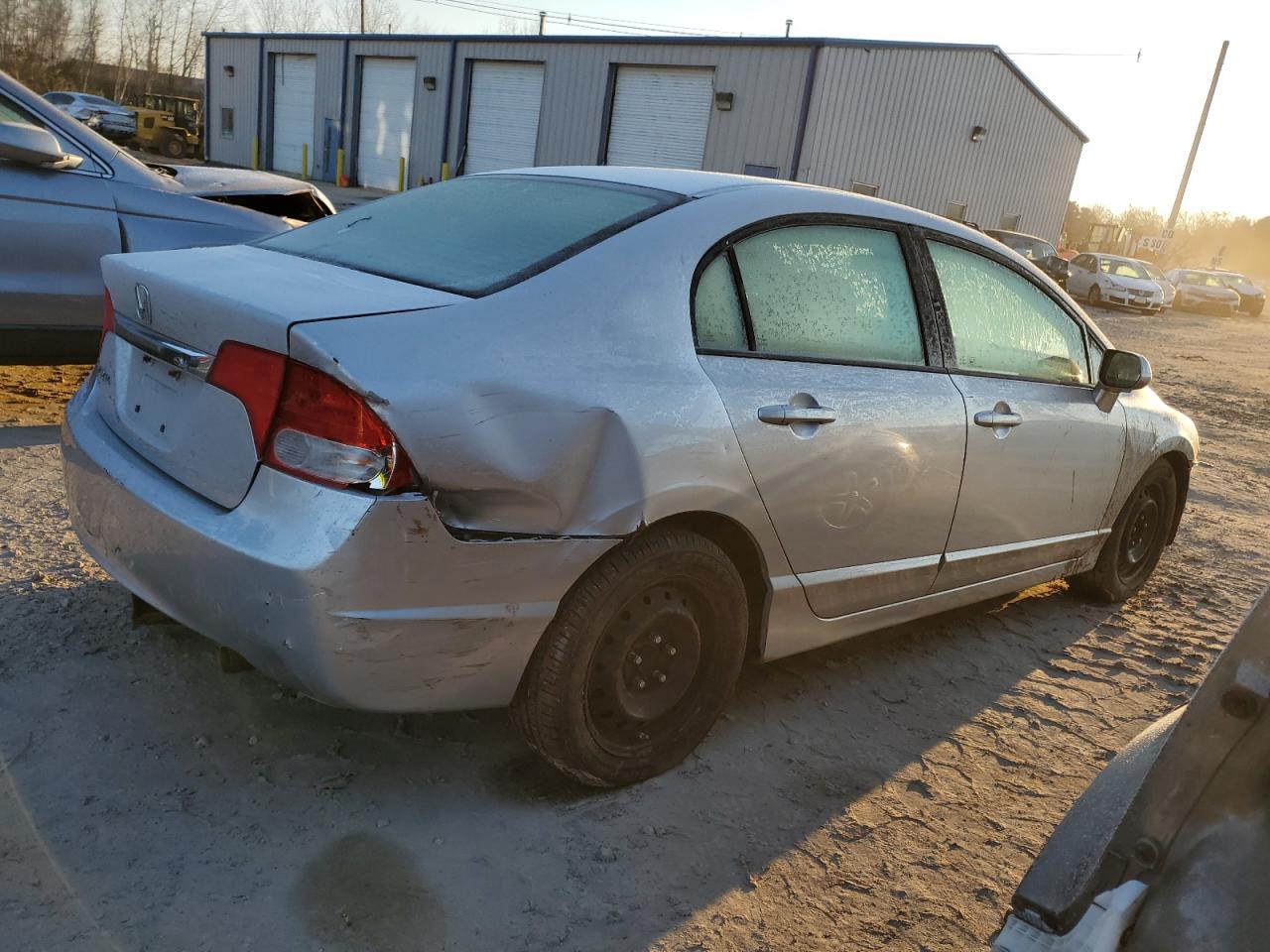 Изображение 3 2011 HONDA CIVIC LX 2011 с VIN 2HGFA1F5XBH309278