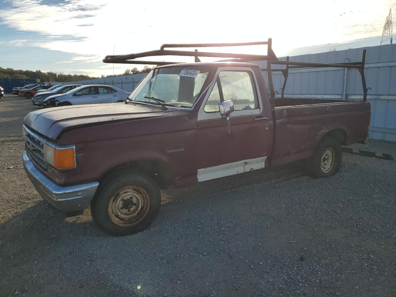 Obraz 1 z 1988 FORD F150  1988 z VIN 1FTEF15Y5JPA98413