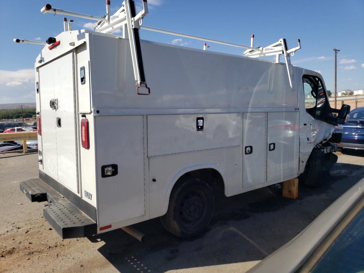 Image 3 of 2018 FORD TRANSIT T-350 2018 with VIN 1FDBW5PM8JKA07373