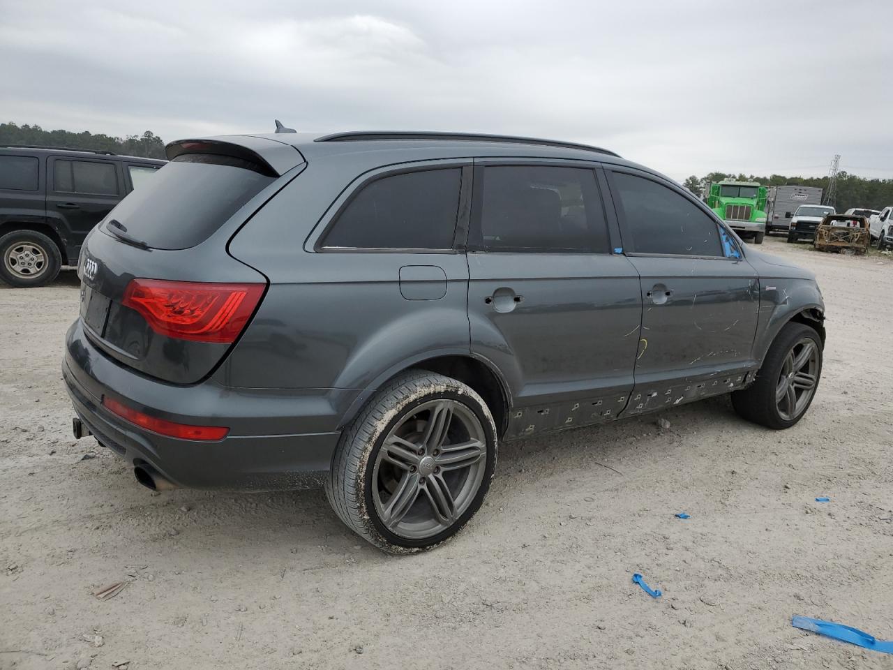 Image 3 of 2013 AUDI Q7 PRESTIGE 2013 with VIN WA1DGAFE7DD010748